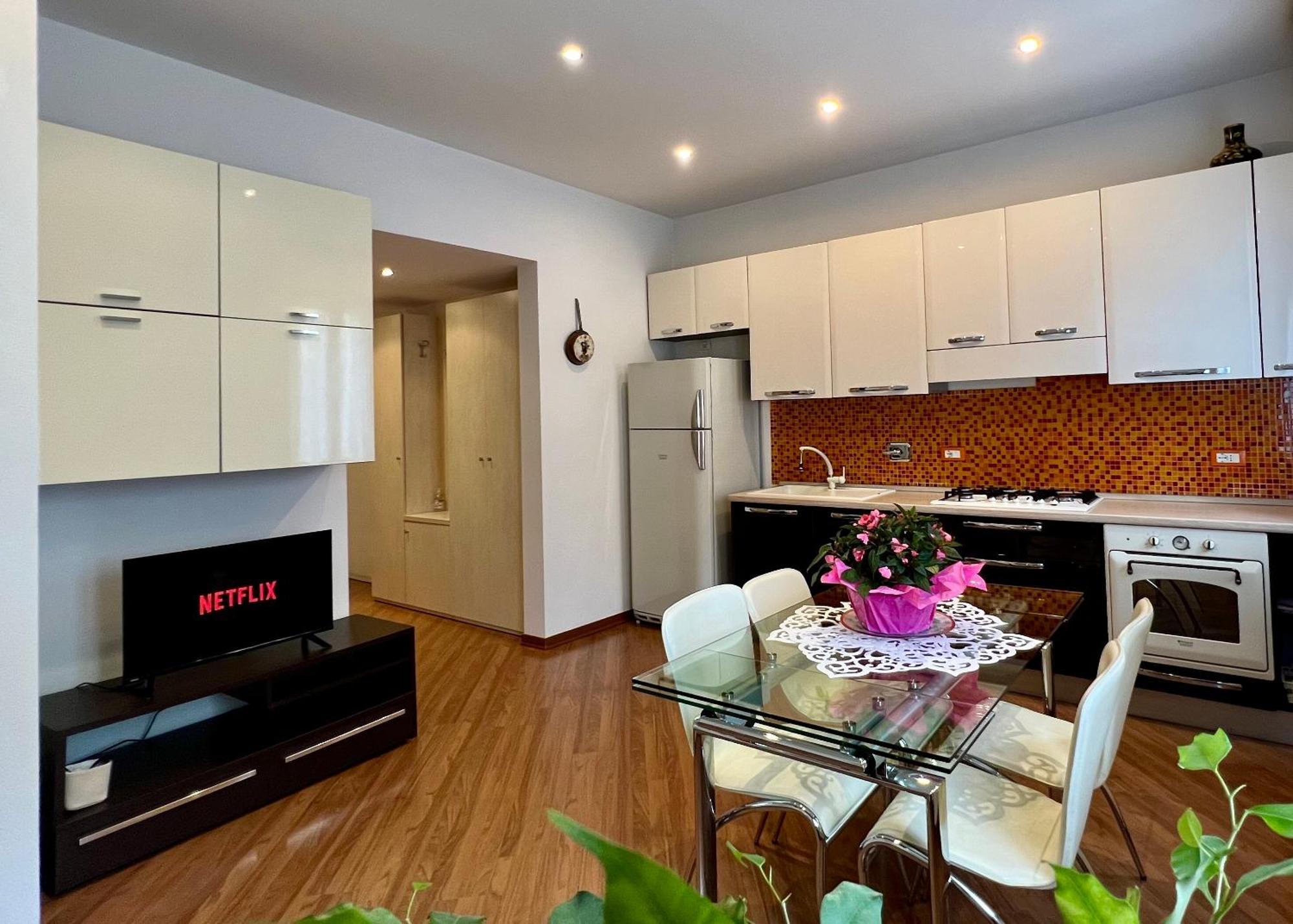 Charming Apartment Near Saragozza Bologna Buitenkant foto